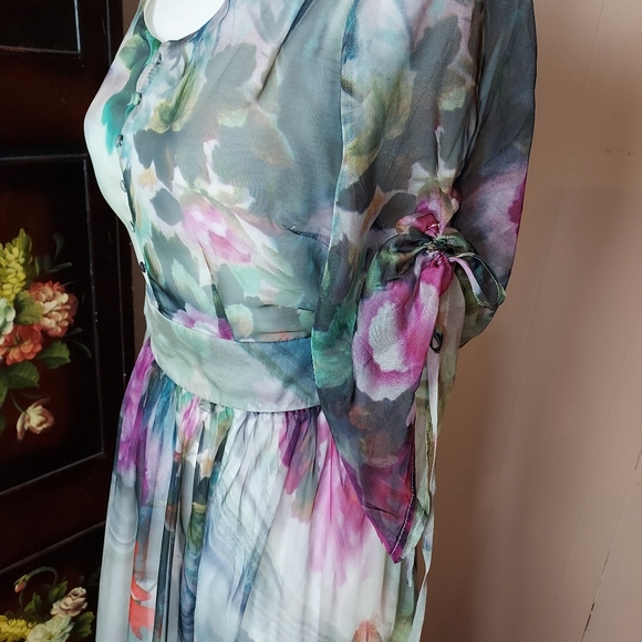 FloryDay Fairytale Gown NWT Watercolor Floral Maxi - Picture 7 of 13